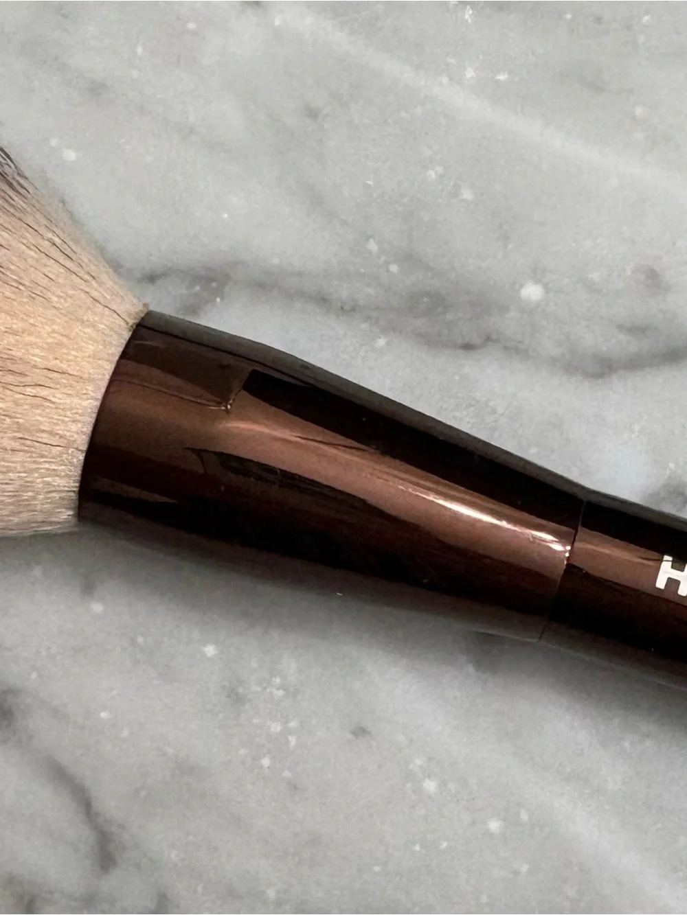 Hourglass Dual Ended Face Brush - AUTHENTIC HOURGLASS!